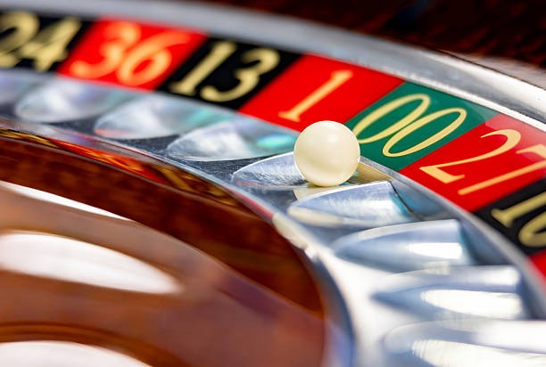freespin123 Lightning Baccarat multiplier announcement screen showing random multipliers before hand deal